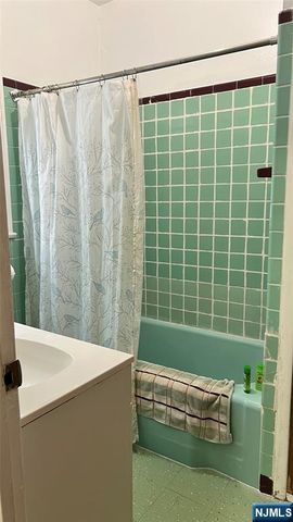 52 Christie Avenue 1st Floor, Clifton, NJ 07011
