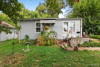 147 W Velma Avenue, St Louis, MO 63125