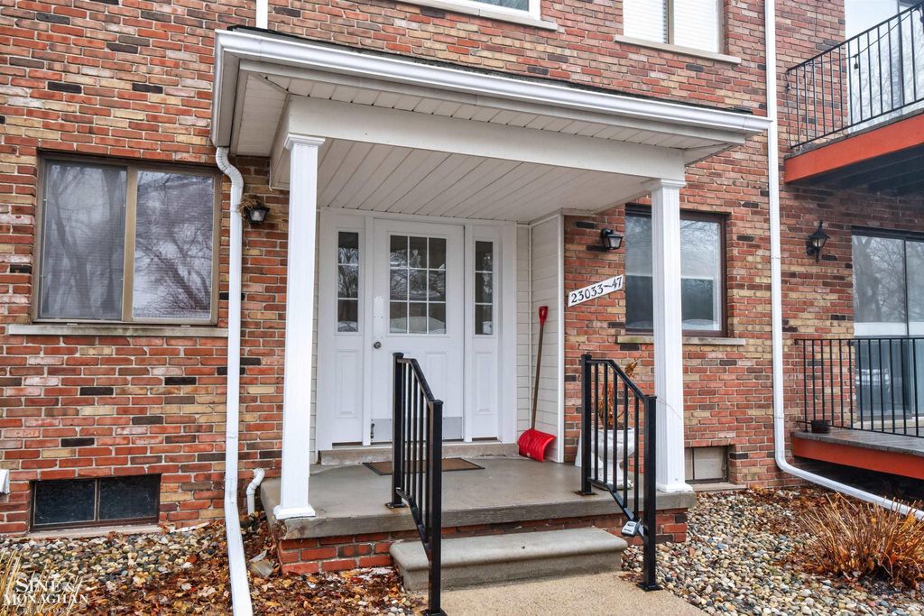 23041 Liberty Street, St Clair Shores, MI 48080