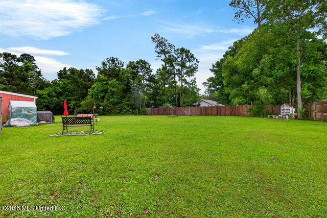 1002 Washington Street, Waveland, MS 39576