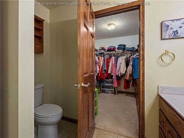 71 Shannon Drive, Hurricane, WV 25526
