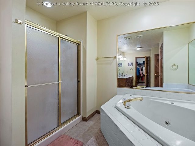 71 Shannon Drive, Hurricane, WV 25526