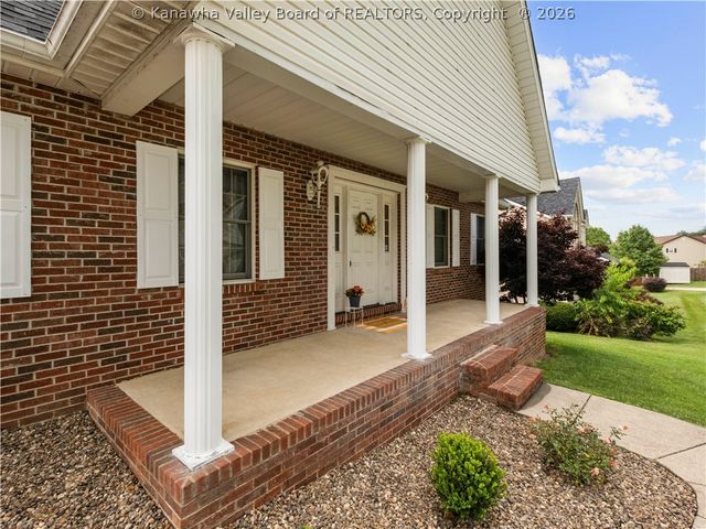 71 Shannon Drive, Hurricane, WV 25526