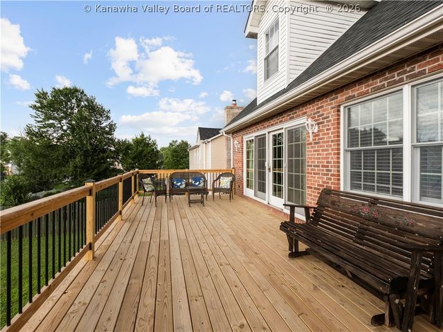 71 Shannon Drive, Hurricane, WV 25526