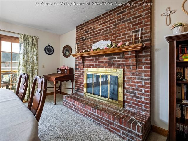 71 Shannon Drive, Hurricane, WV 25526