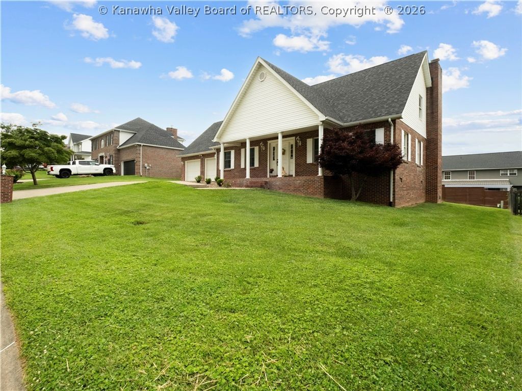 71 Shannon Drive, Hurricane, WV 25526