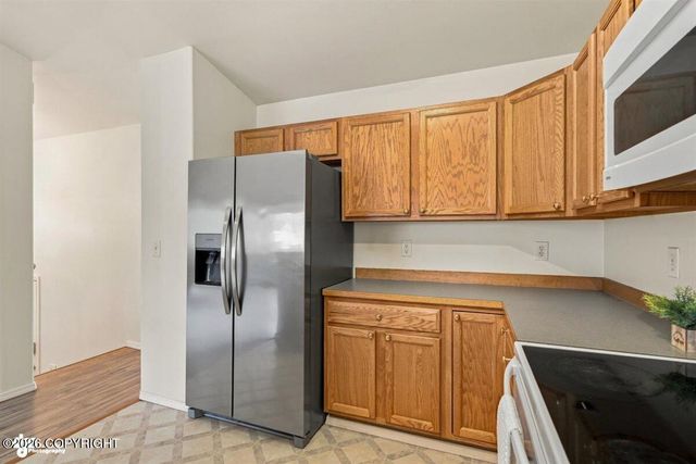 2213 Ridgemont Drive, Anchorage, AK 99507
