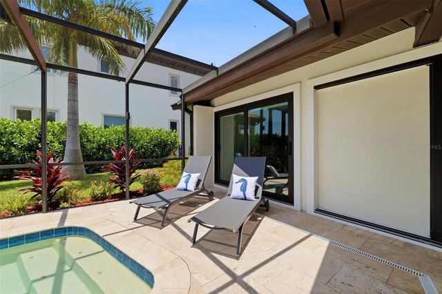 1974 HAWAII AVENUE NE, St Petersburg, FL 33703