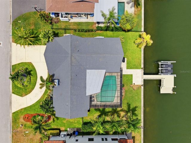 1974 HAWAII AVENUE NE, St Petersburg, FL 33703