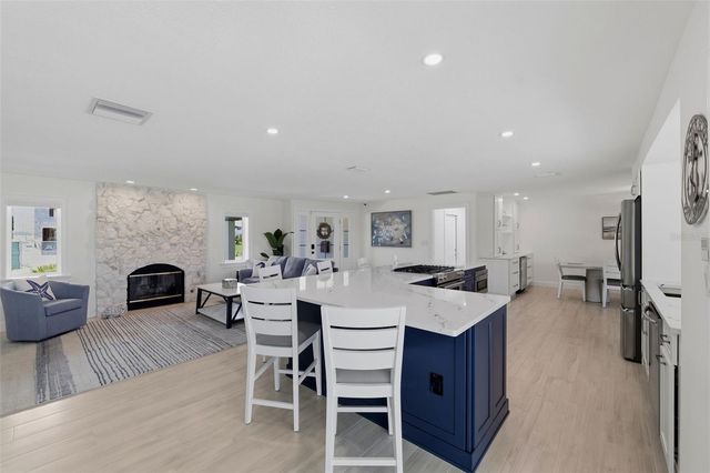 1974 HAWAII AVENUE NE, St Petersburg, FL 33703