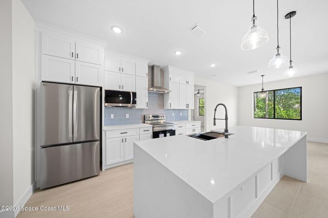2641 Quincy Avenue SE, Palm Bay, FL 32909