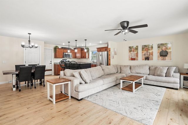 1409 Springbrook Drive, Cedar Falls, IA 50613