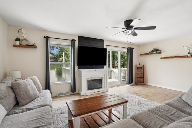 1409 Springbrook Drive, Cedar Falls, IA 50613