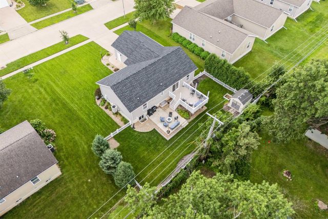 1409 Springbrook Drive, Cedar Falls, IA 50613