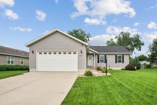 1409 Springbrook Drive, Cedar Falls, IA 50613