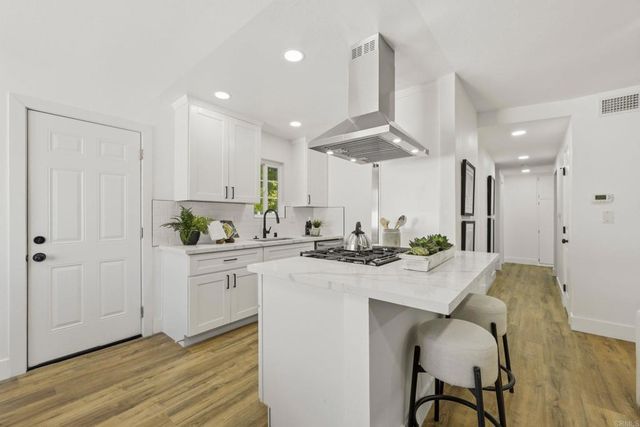 9633 Lutheran Way, Santee, CA 92071
