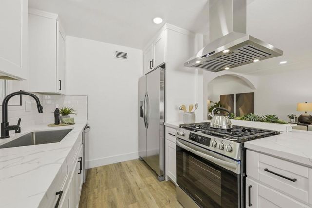 9633 Lutheran Way, Santee, CA 92071