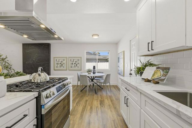 9633 Lutheran Way, Santee, CA 92071