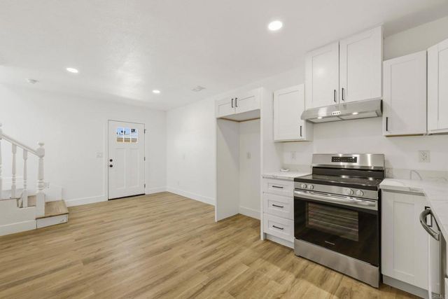 9633 Lutheran Way, Santee, CA 92071