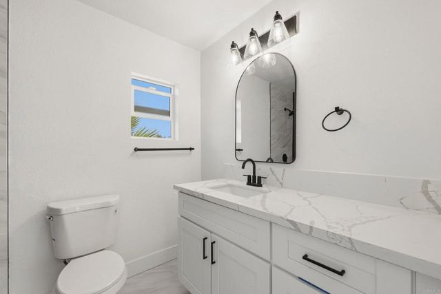 9633 Lutheran Way, Santee, CA 92071