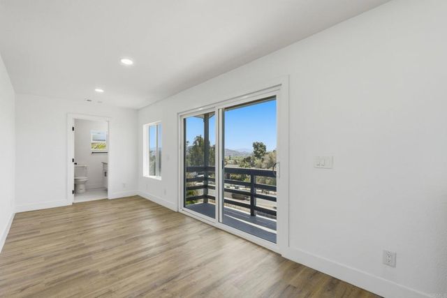 9633 Lutheran Way, Santee, CA 92071
