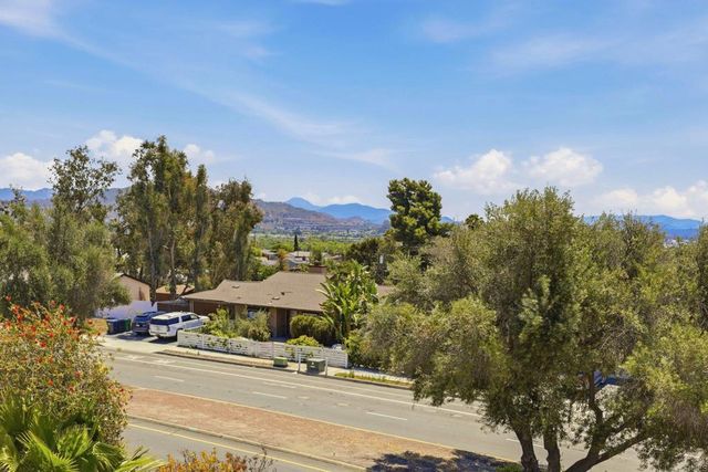 9633 Lutheran Way, Santee, CA 92071