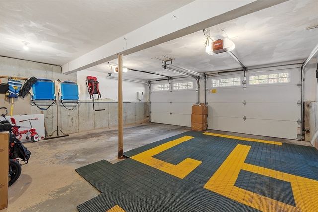 245 Granite St, Leominster, MA 01453