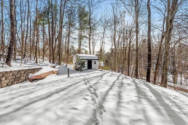 245 Granite St, Leominster, MA 01453