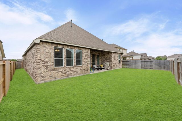 12616 Playa Cove Lane, Texas City, TX 77568