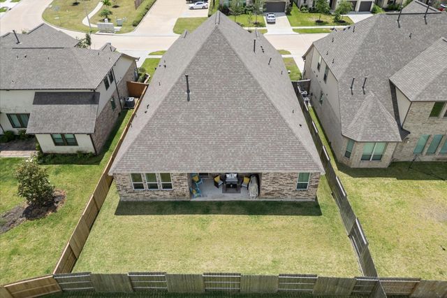 12616 Playa Cove Lane, Texas City, TX 77568