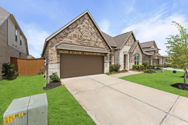 12616 Playa Cove Lane, Texas City, TX 77568