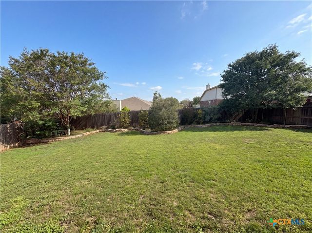 118 W Running Wolf Trail, Harker Heights, TX 76548