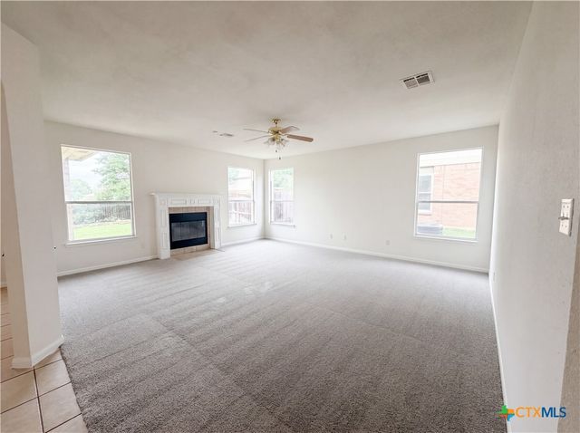118 W Running Wolf Trail, Harker Heights, TX 76548