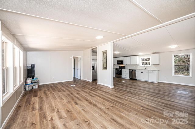 162 Riverview Acres Lane, Taylorsville, NC 28681