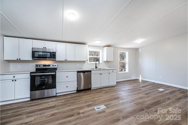 162 Riverview Acres Lane, Taylorsville, NC 28681