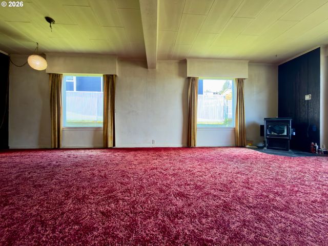 861 FIR Ave, Coos Bay, OR 97420