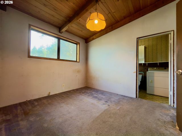 861 FIR Ave, Coos Bay, OR 97420