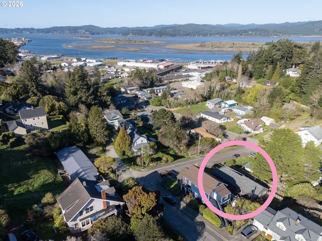 861 FIR Ave, Coos Bay, OR 97420
