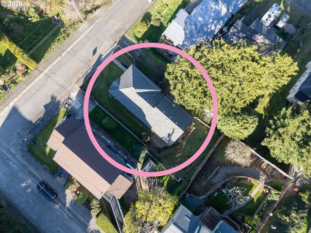 861 FIR Ave, Coos Bay, OR 97420