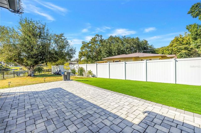 13216 FOREST HILLS DRIVE, Tampa, FL 33612