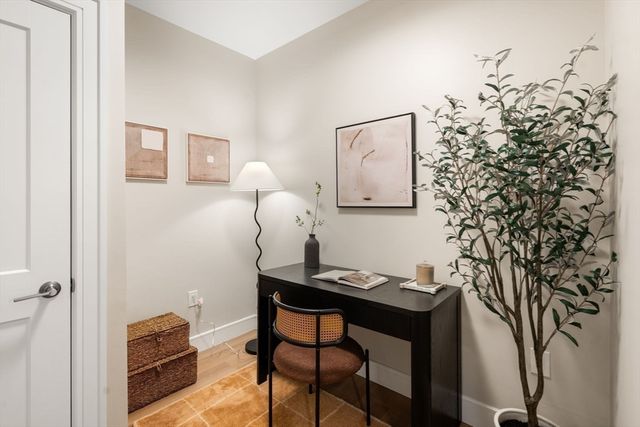 40 Soldiers Field Place 507, Boston, MA 02135