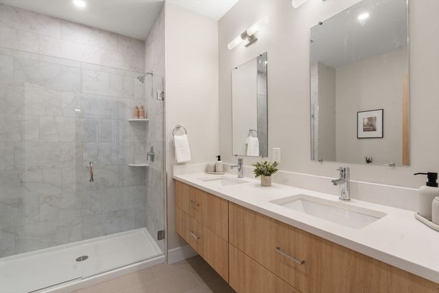 40 Soldiers Field Place 507, Boston, MA 02135