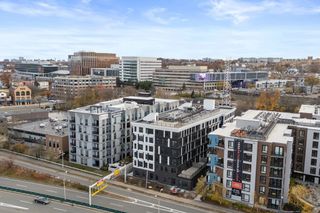 40 Soldiers Field Place 507, Boston, MA 02135