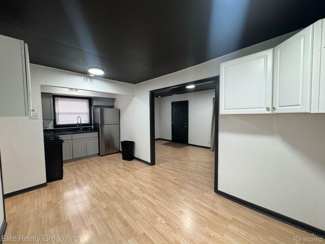 5990 Janet Street, Taylor, MI 48180