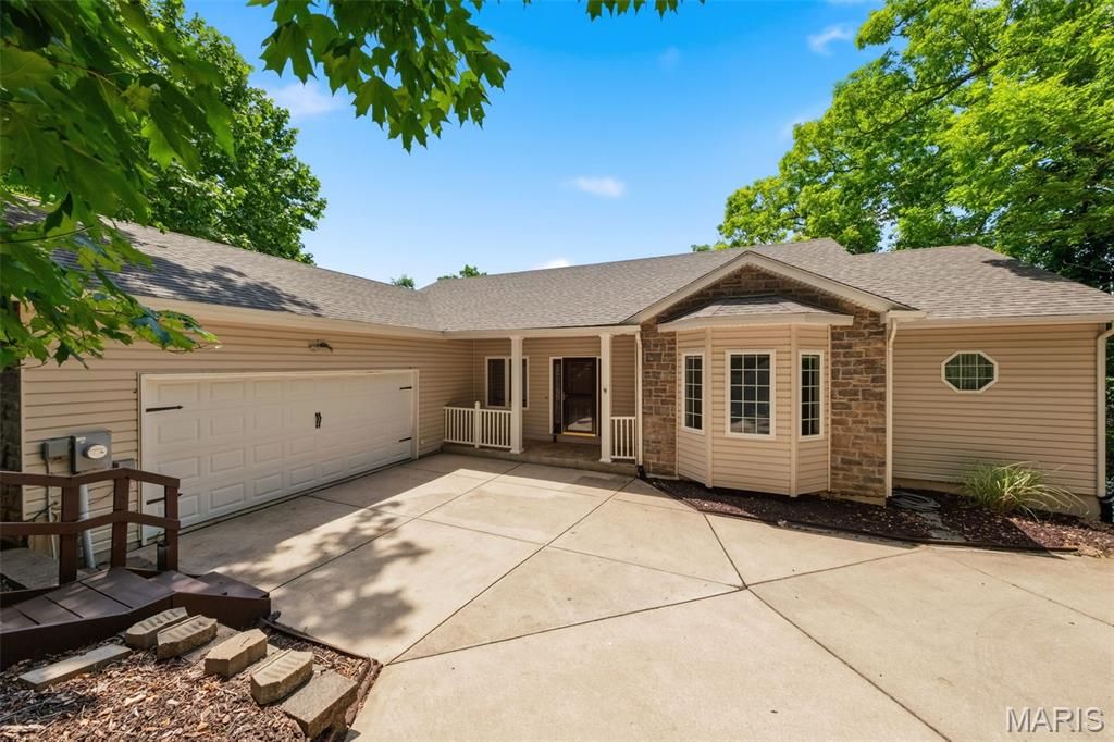 564 Marina Drive, Marthasville, MO 63357