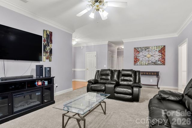 331 Market Hall Place, Rock Hill, SC 29732