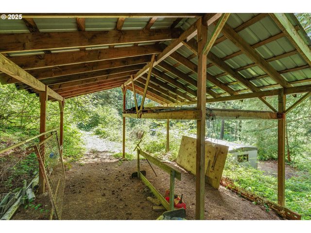 27200 S HIGHWAY 211, Estacada, OR 97023