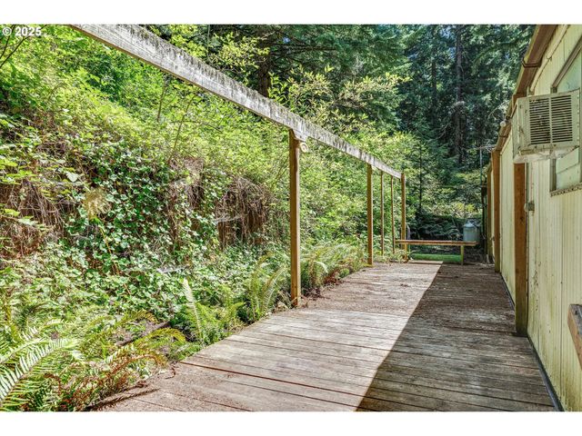 27200 S HIGHWAY 211, Estacada, OR 97023