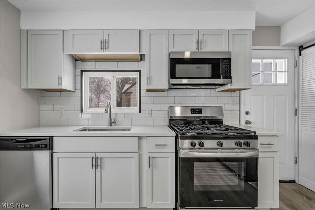 4131 W 145th Street, Cleveland, OH 44135