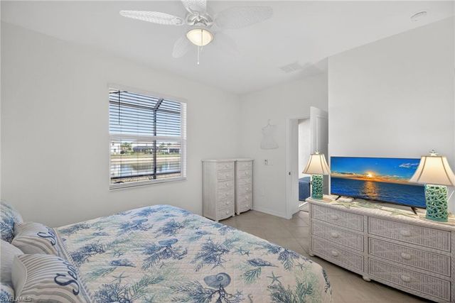 2323 Dragonfruit WAY, Naples, FL 34120